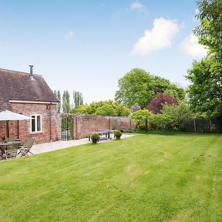 Coach House Villa Wareham Exterior photo