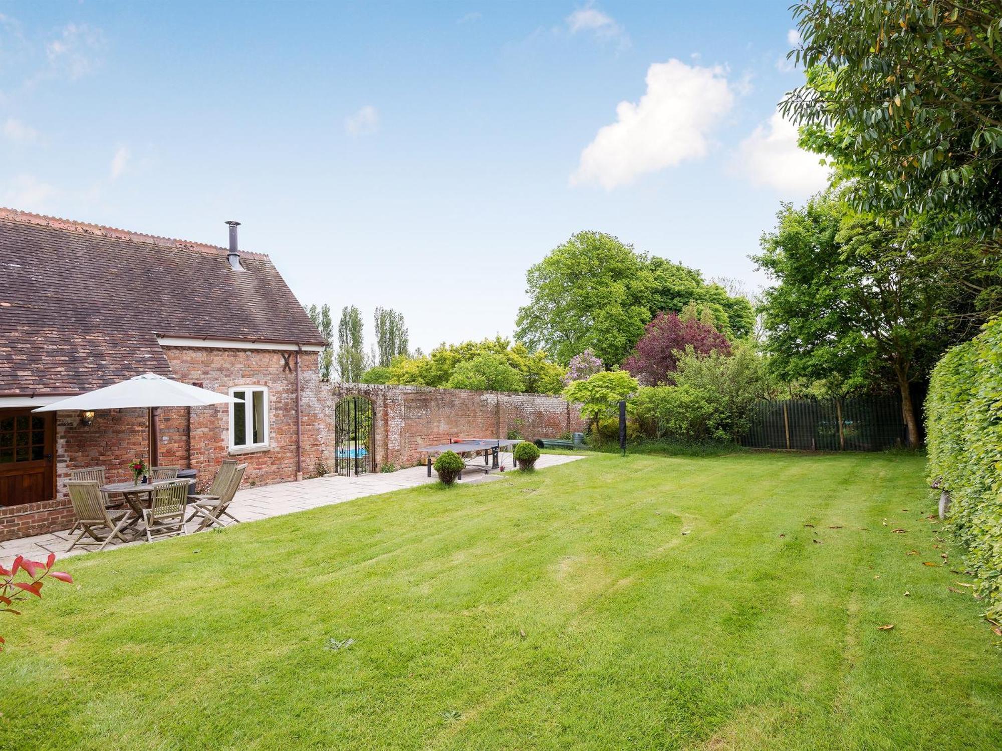 Coach House Villa Wareham Exterior photo